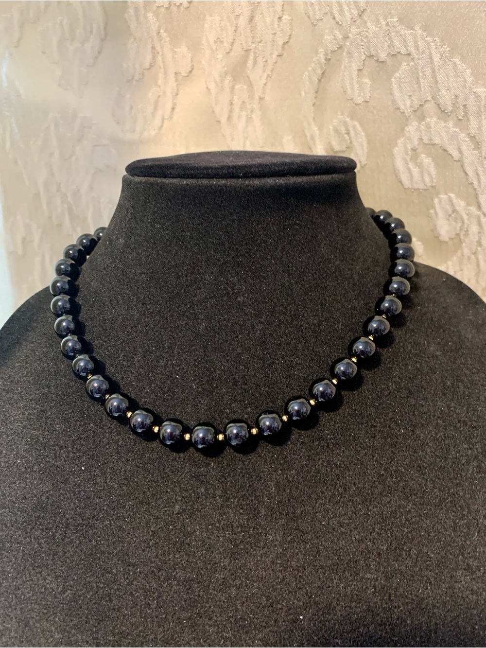 Classic Black Bead Necklace - Vintage Women Jewelry